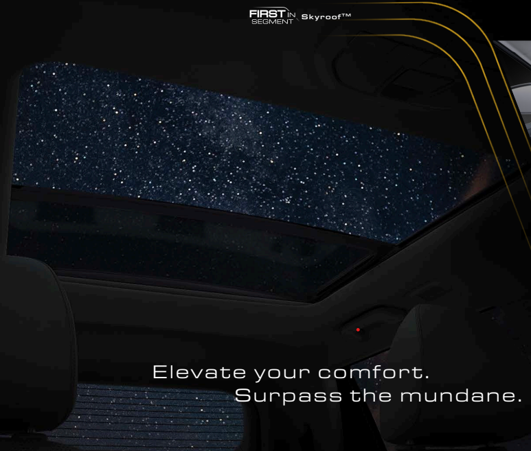 XUV 3Xo Panoromic Sunroof